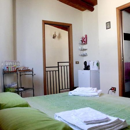 Bed and Breakfast Sweet Politeama Palermo Esterno foto