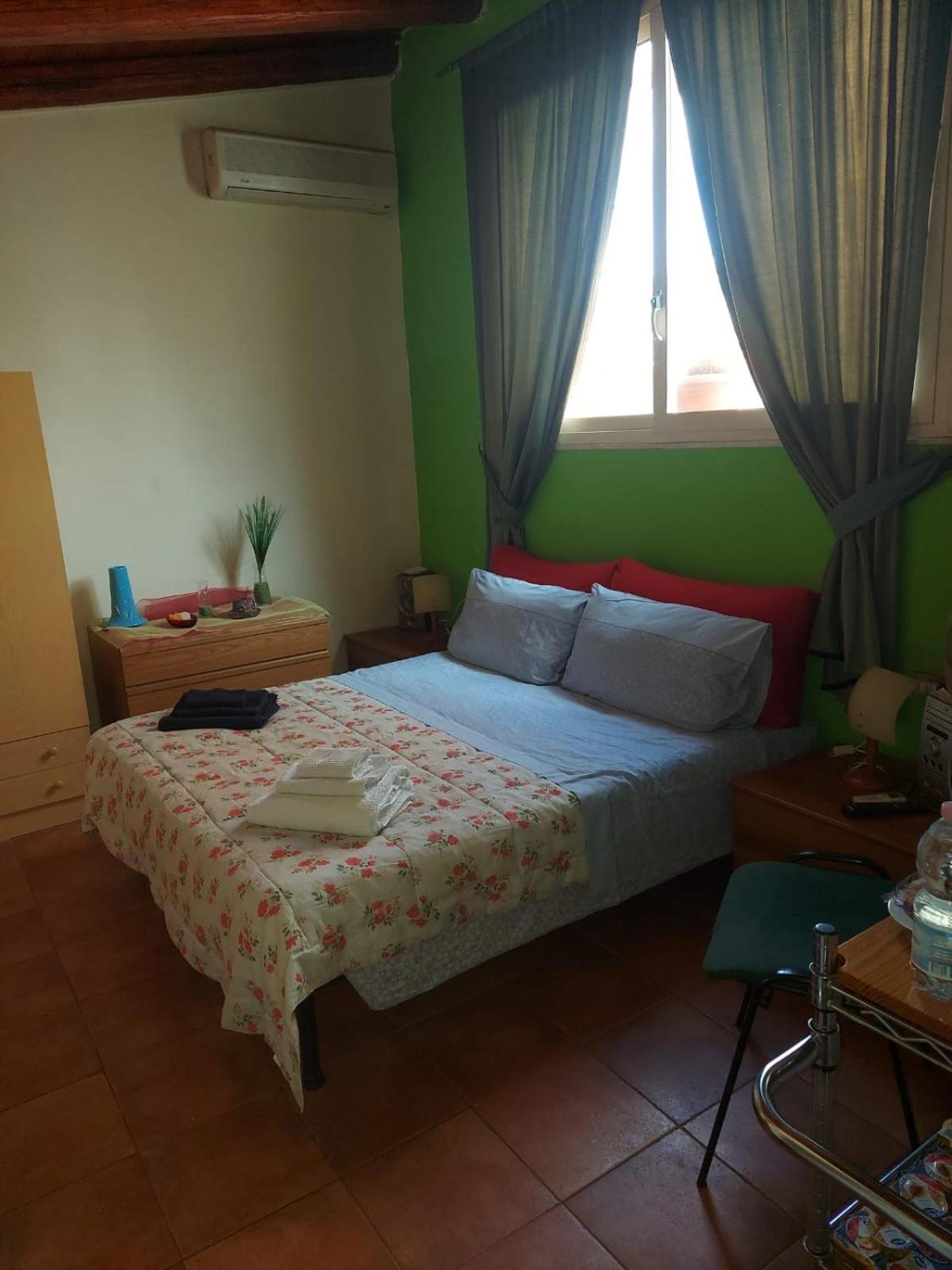Bed and Breakfast Sweet Politeama Palermo Esterno foto